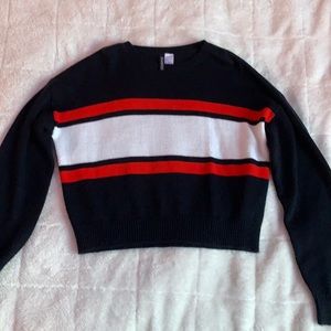 10% OFF SALE!! navy cropped sweater from h&m!